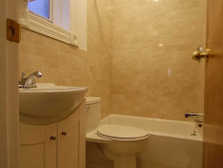 42 Morton St #5F — Photo 3
