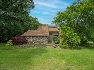 3355 Waterford Rd, New Waterford, OH 44445