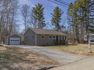 30 Gilbert St, Orono, ME 04473
