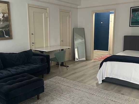 5th image of 162 W 56th St APT 1606