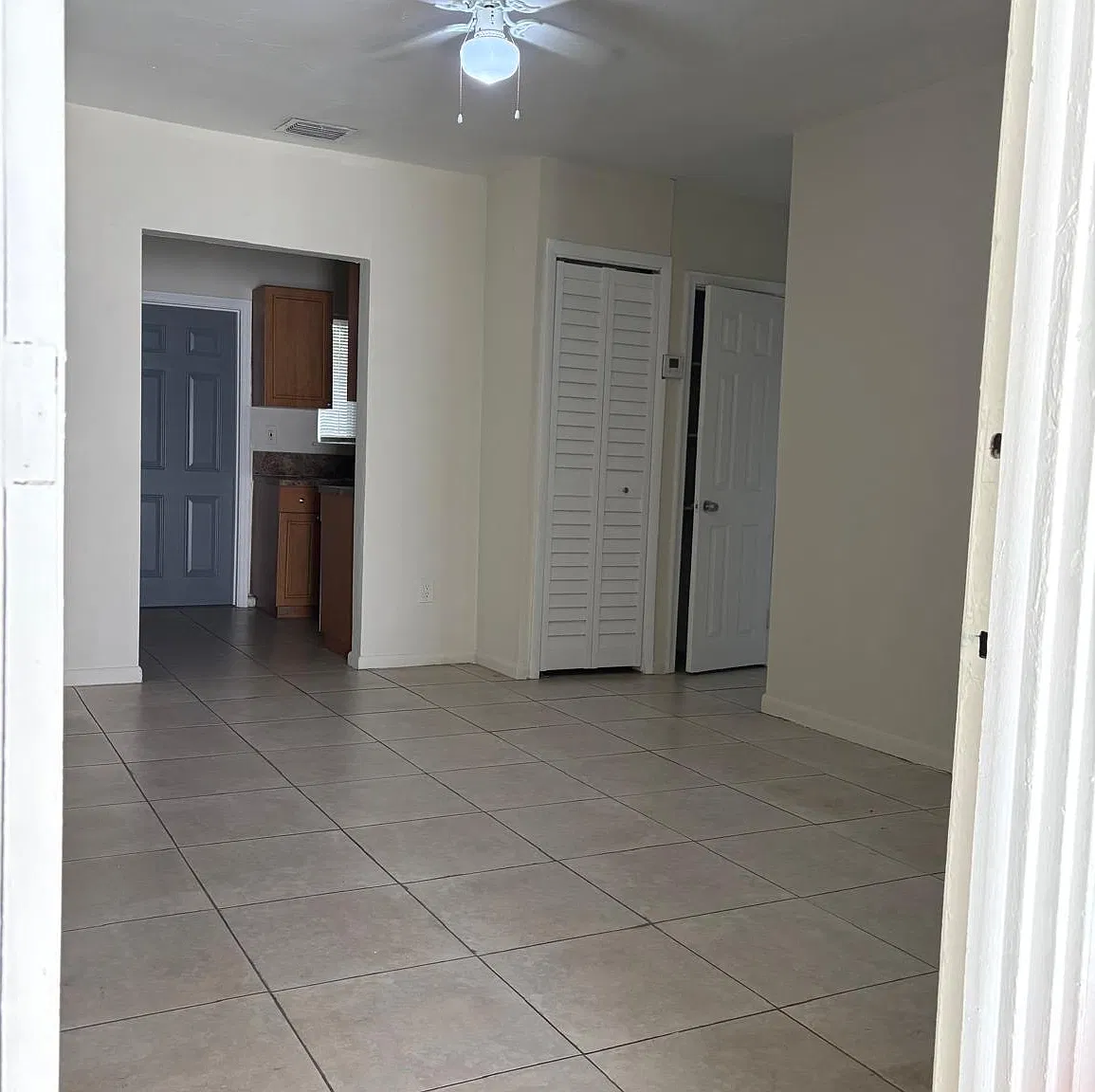 2 bed, 850 sqft, $2,000 — Photo 4