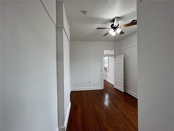 5th image of 2915 Conti St