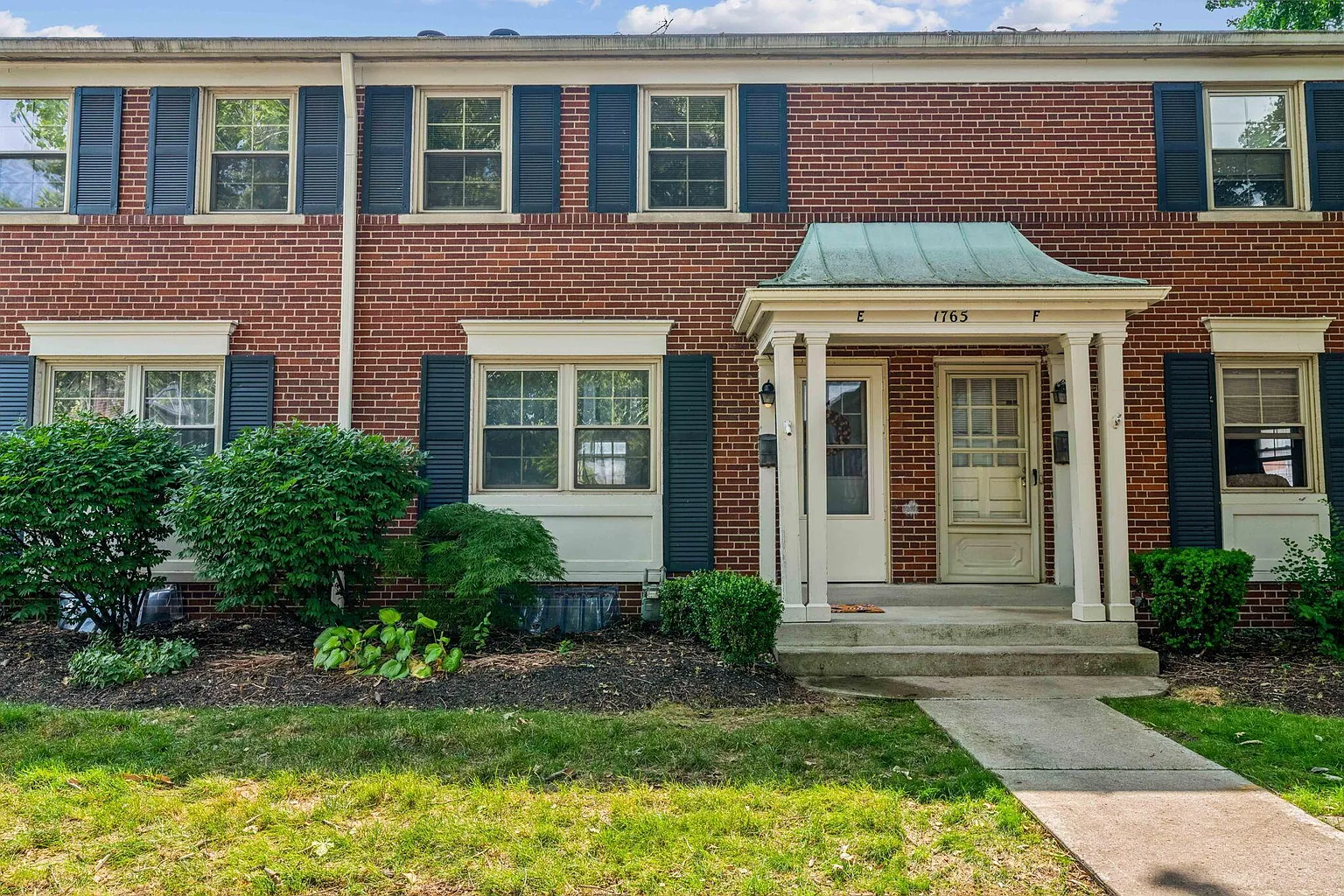 1765 Kings Ct APT E photo 1