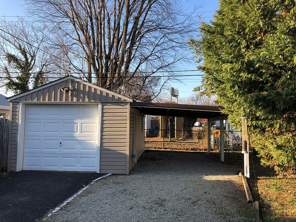 2nd image of 1393 Trinity Park Dr