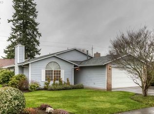 1785 NE Laurelwood Loop, Canby, OR 97013