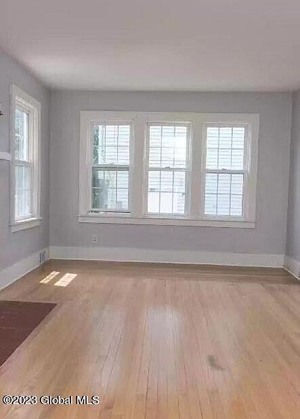 5th image of 12 Magee Drive