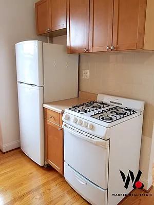 Rented by Warren T Real Estate Corp. | media 15