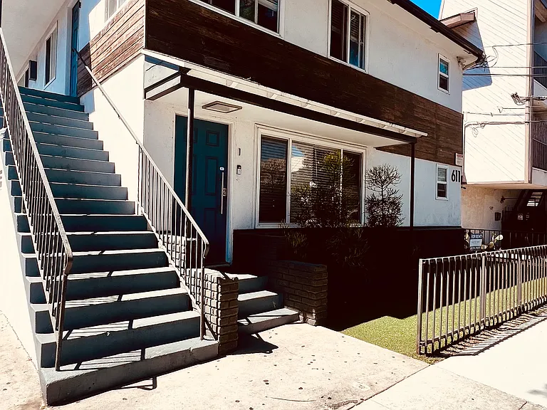 611 Walnut Ave #5 — Photo 17
