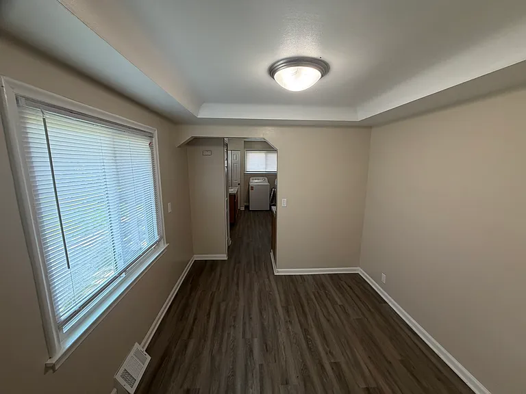 1620 Channing St — Photo 9