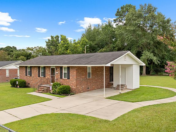 2nd image of 325 Eastwood Cir