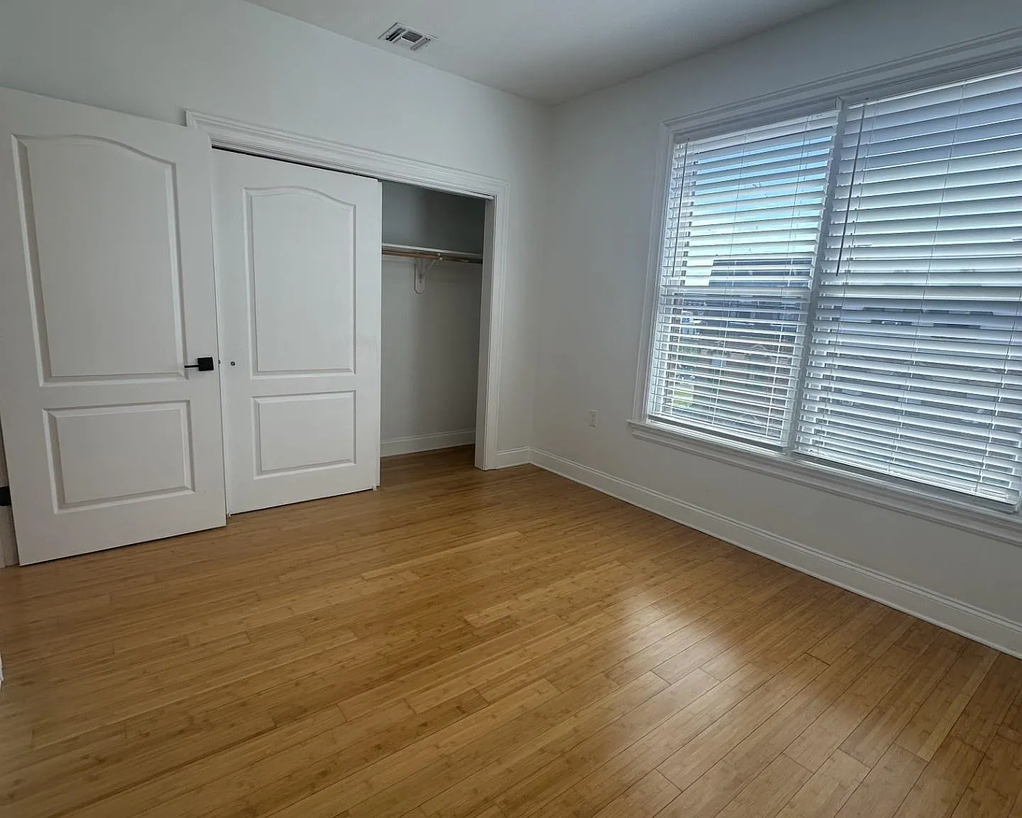 1 bed, 1.0 bath, 900 sqft, $2,450 — Photo 4
