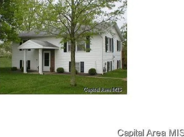 1977 Fairfield Rd, Jacksonville, IL 62650