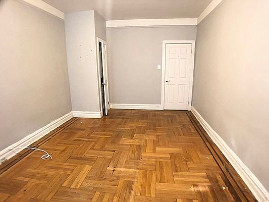5th image of 18 E 21st St #2A