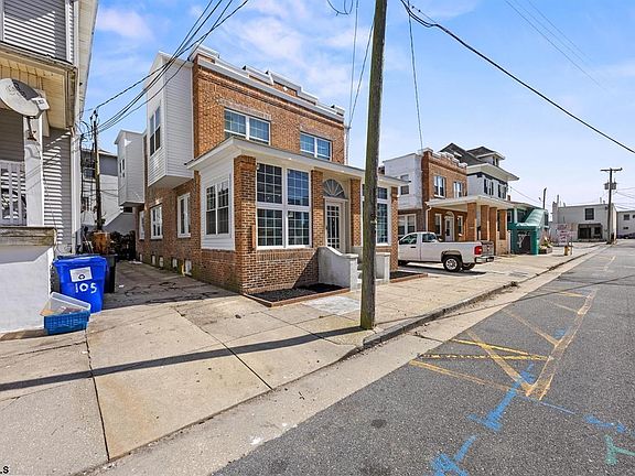 3rd image of 107 S Albion Pl
