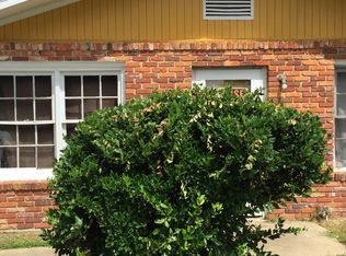 104 Vickie Dr, Warner Robins, GA 31093