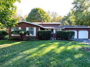 16675 W Applewood Ct, Gurnee, IL