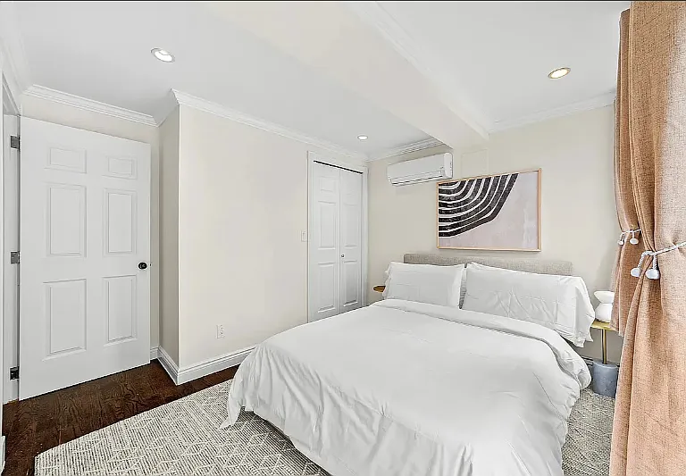 448 W 19th St #3CD — Photo 3