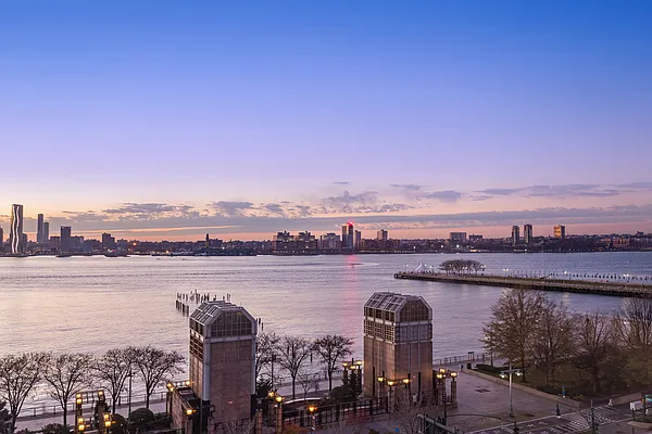 Rented by Douglas Elliman | media 34