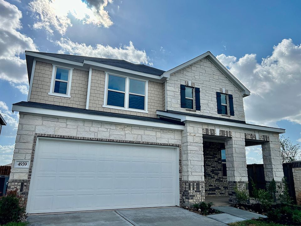 1st image of 4939 Hickory Deer Ln