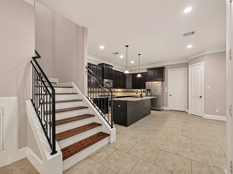 4204 Eli St #A — Photo 8