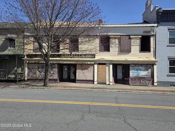 624 2nd Ave, Troy, NY 12182