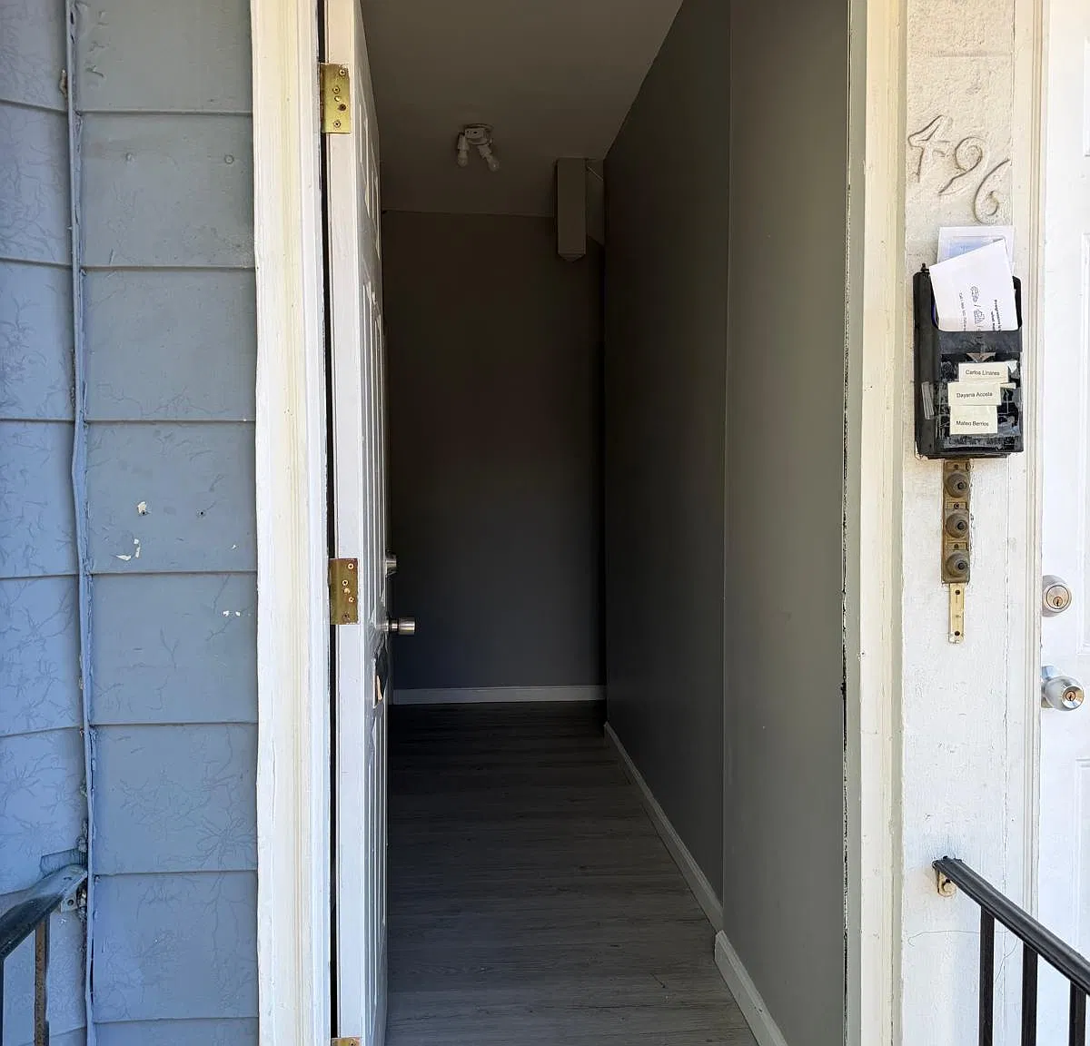 3 bed, $2,600 — Photo 2