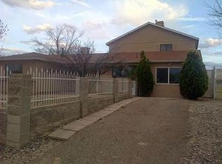 33 Timor Rd SE, Corrales, NM 87124