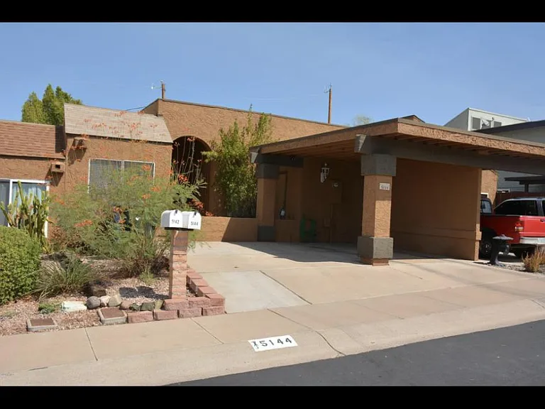 5144 E Holly St — Photo 1