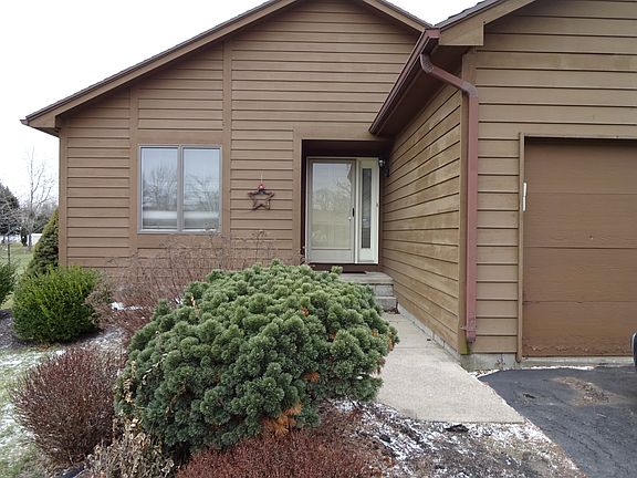 2nd image of 21 Charter Cir