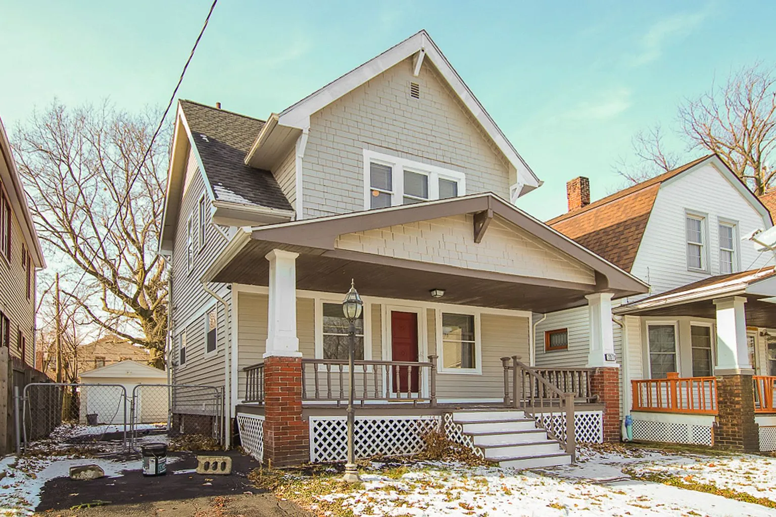 2070 W 91st St photo 1