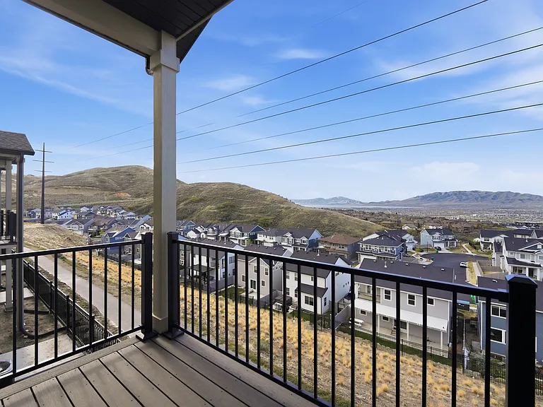 2209 W Swift Fox Dr — Photo 30