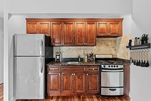 Rented by Vector New York, LLC | media 13