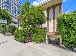1228 N La Cienega Blvd APT 203, West Hollywood, CA 90069