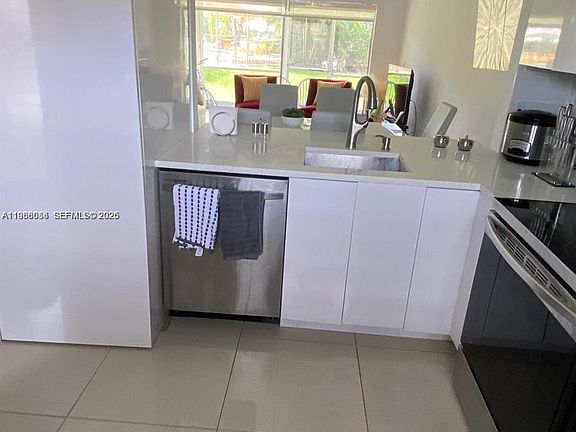 5th image of 8838 W McNab Rd APT 104