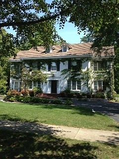1st image of 935 Argyle Ave