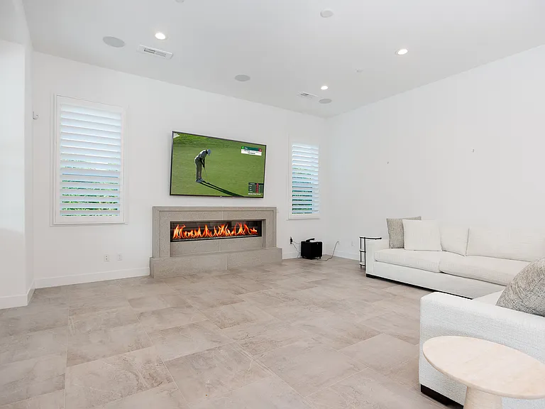 6179 Summit Crest Cir — Photo 26
