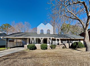 6140 Cedar Wood Dr, Atlanta, GA 30349