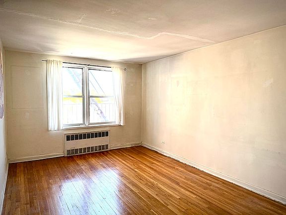5th image of 9002 63rd Dr APT 5C
