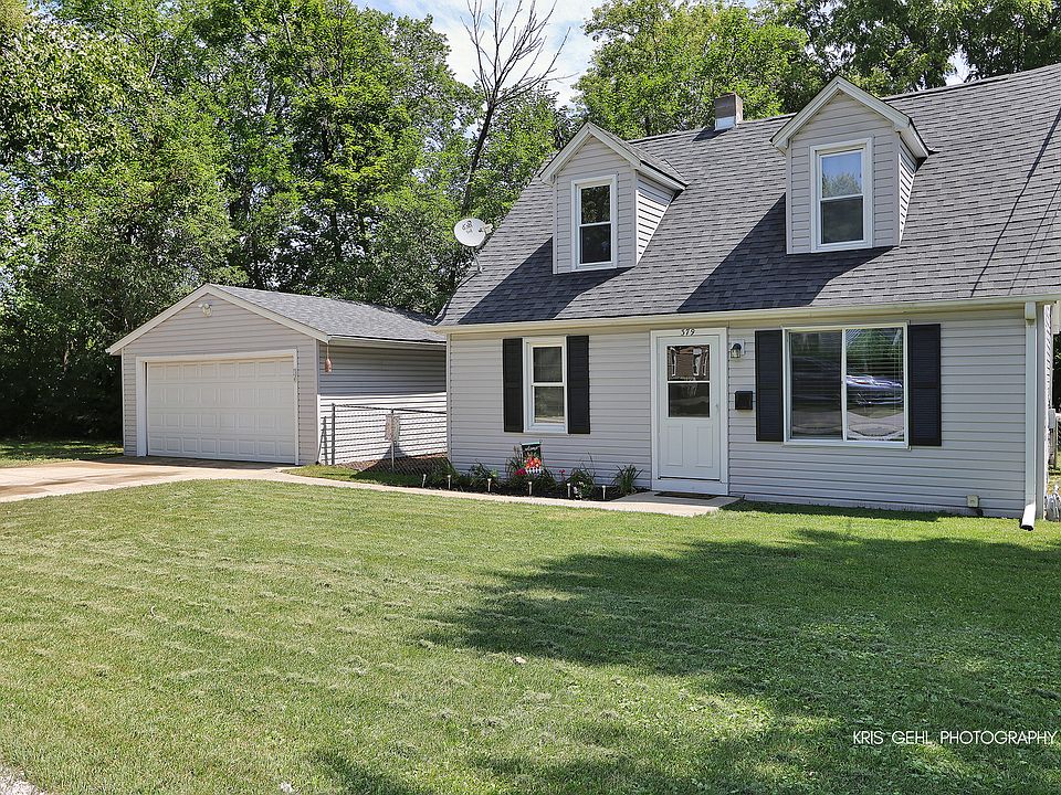 1st image of 379 N Slusser St