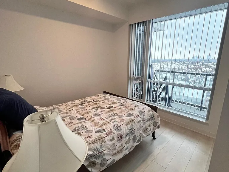 7950 Bathurst St #1212 — Photo 9