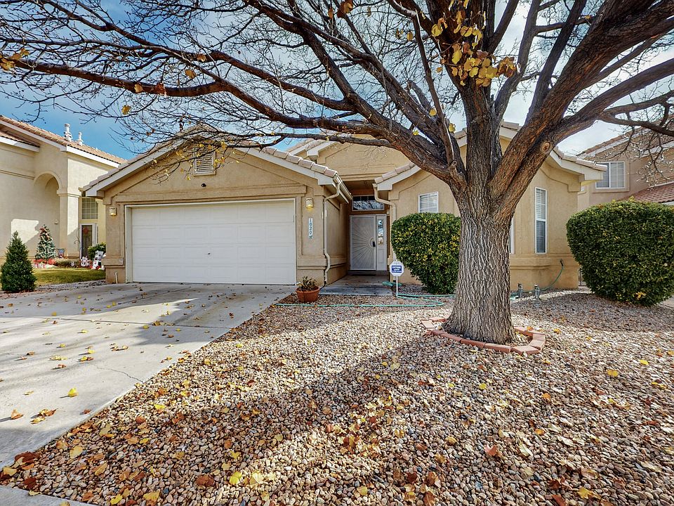 1st image of 1020 Tony Sanchez Dr SE