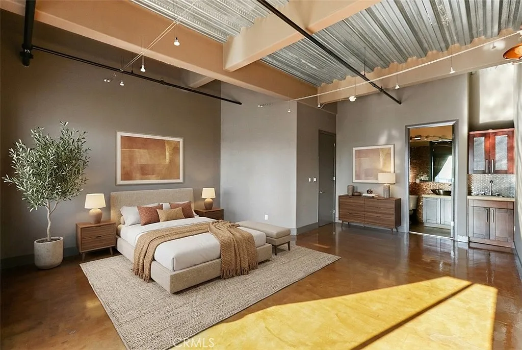 3 bed, 3800 sqft, $6,500 — Photo 4
