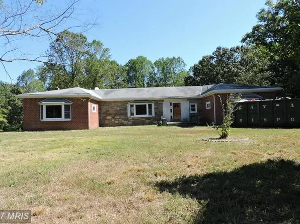 10220 Mackall Rd, Saint Leonard, MD 20685