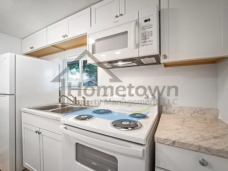 104 E 15th Ave — Photo 13