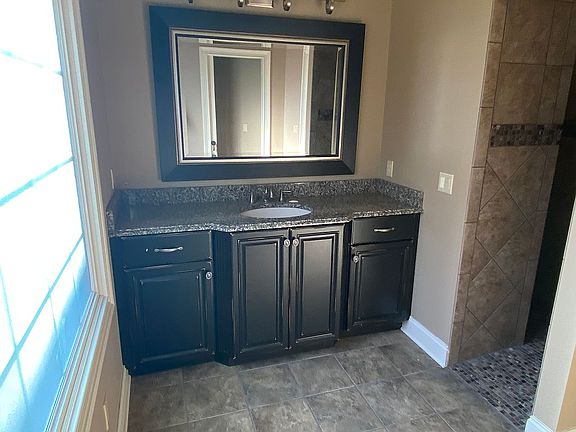 4th image of 317 Vada Ln