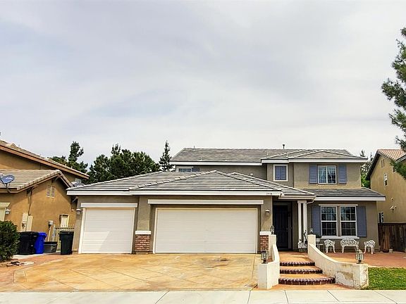 3rd image of 13538 Granite Peak Ln