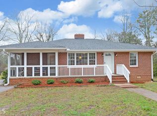 77 Johnny St, Hartwell, GA 30643