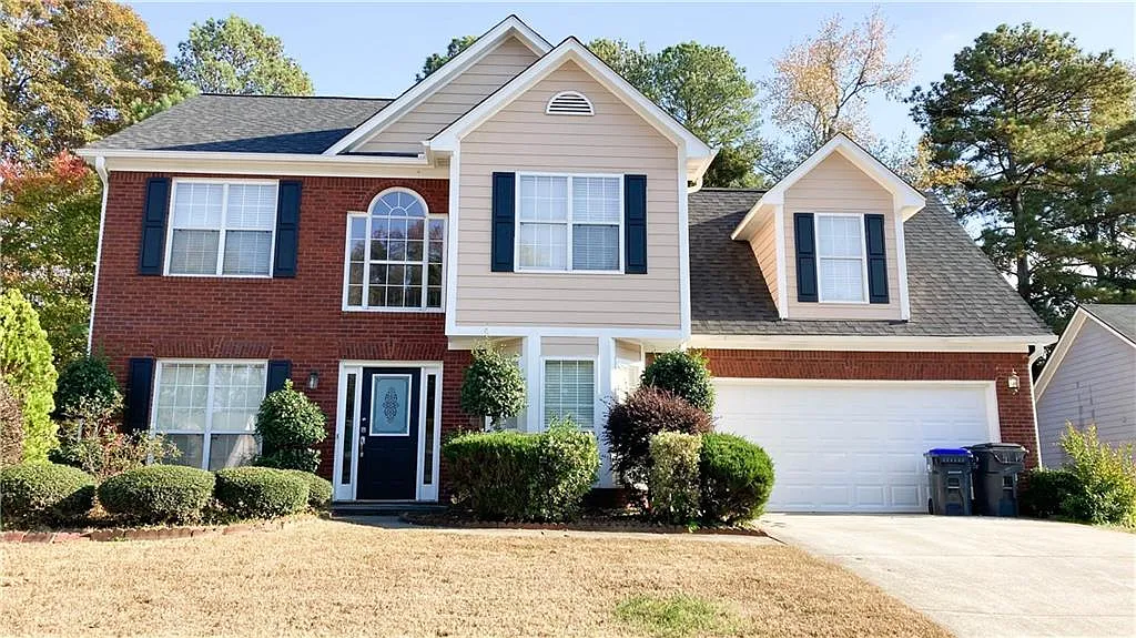 4 bed, 2.5 bath, 1729 sqft, $2,400 — Photo 1
