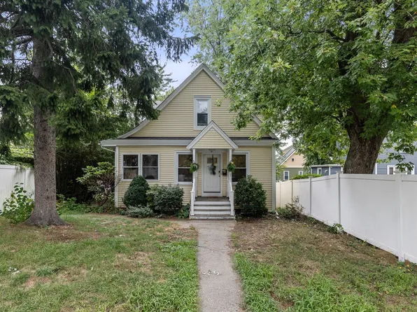 7 Kane St, Dorchester, MA 02125