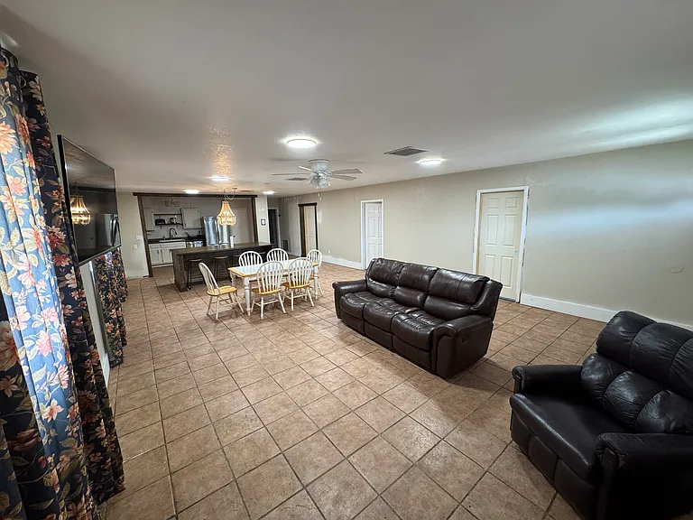 805 E New Mexico Ave #1 — Photo 9